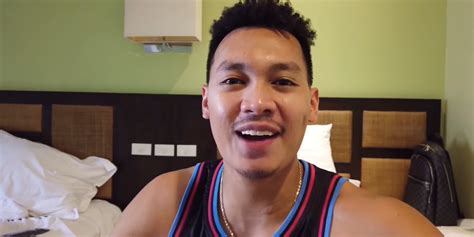 Thompson was born on july 12, 1993 and was named after scottie pippen as his father is a big chicago bulls fan. Scottie Thompson starts 'BubbleSerye' as PBA players turn ...
