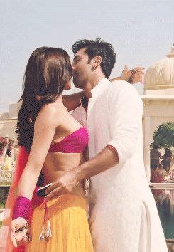 With tenor, maker of gif keyboard, add popular bollywood animated gifs to your conversations. Image result for yeh jawaani hai deewani gifs (With images ...