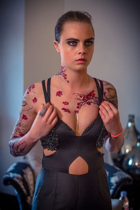 Based on her zodiac sign which is a leo, she has a lion tattoo on her finger, which was her first. BANG BANG! Tattoo Artist - Cara Delevingne Highlight/ Met Gala