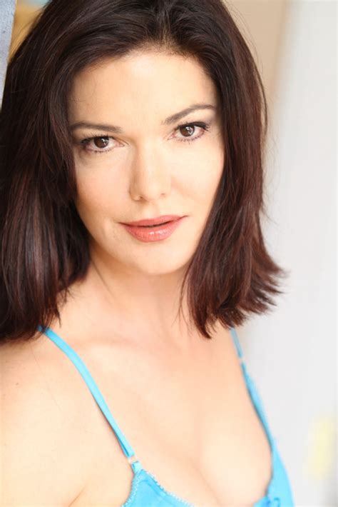 ค้นพบพินนี้และอีกมากบน laura harring โดย елена голохвастова. Laura Harring - Medium