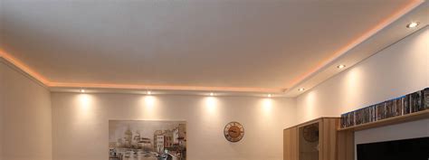 Stuckleisten lichtprofil fur indirekte led beleuchtung von. Deckenbeleuchtung Wohnzimmer Spots / Richtige Beleuchtung ...