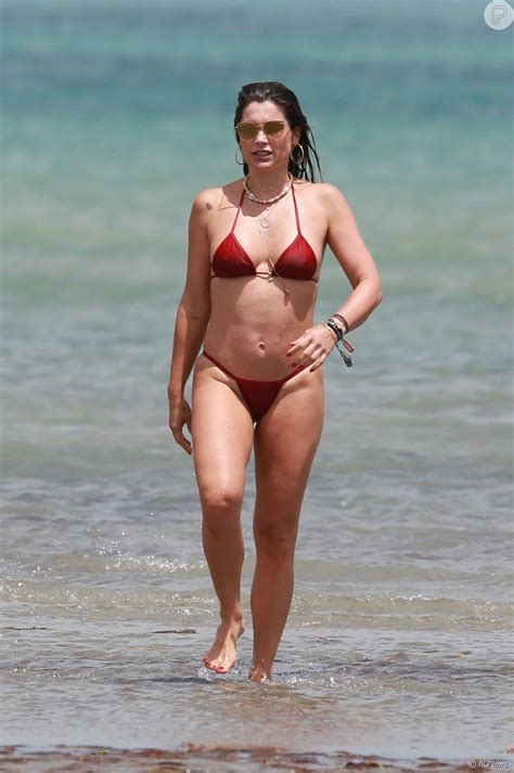She is of italian and polish descent. Flávia Alessandra chamou atenção com o corpo definido na ...