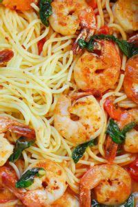 Cook garlic until soft, but not brown, about 1 minute. Garlic Shrimp Pasta in Red Wine Tomato Sauce - What's In ...