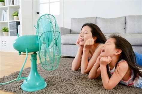 How do you cool a room without ac? How To Cool Down A Room Without An Air Conditioner?