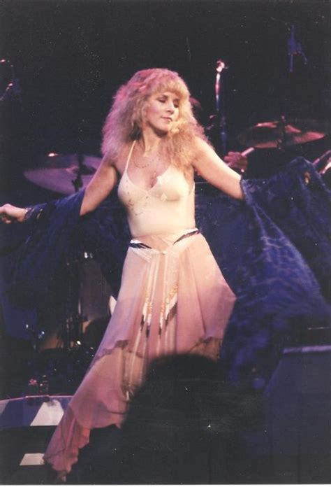 Young stevie nicks stevie nicks mirage fleetwood mac fleetwood mac hippie gypsy classic rock rock 60s music 60s 70's music 70s fashion late 70s 70s 80s pop early 80s 80s rock 80s music 80s. Stevie Nicks in the 80's. | Stevie Nicks Style: Fashion ...