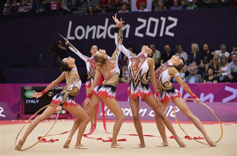 Un anno alle olimpiadi di londra 2012! Torino: "mamma" della ginnastica ritmica in Italia ...