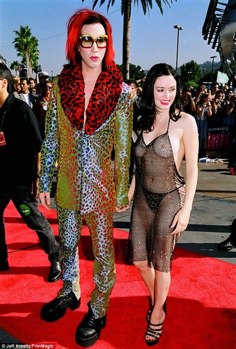 She is dating an american singer marilyn manson. Courtney Love hits back at Marilyn Manson after he accuses ...