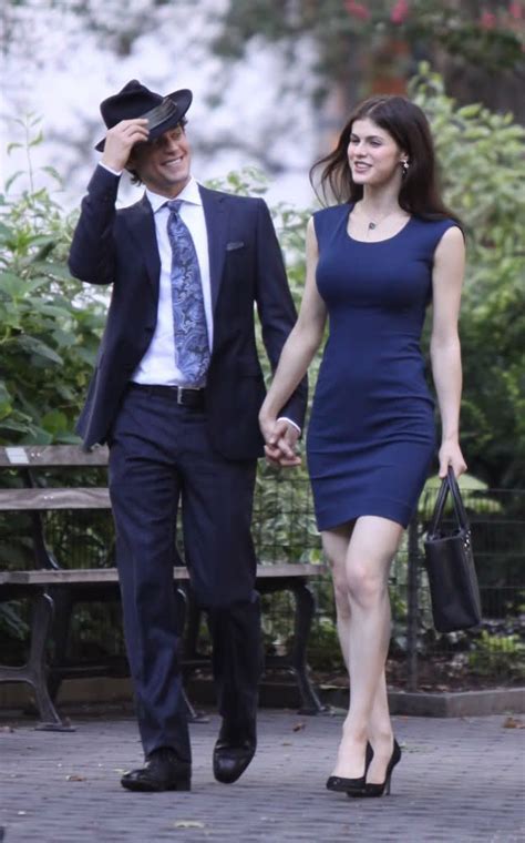 764 x 1222 jpeg 199 кб. Alexandra Daddario Romancing on set of 'White Collar ...