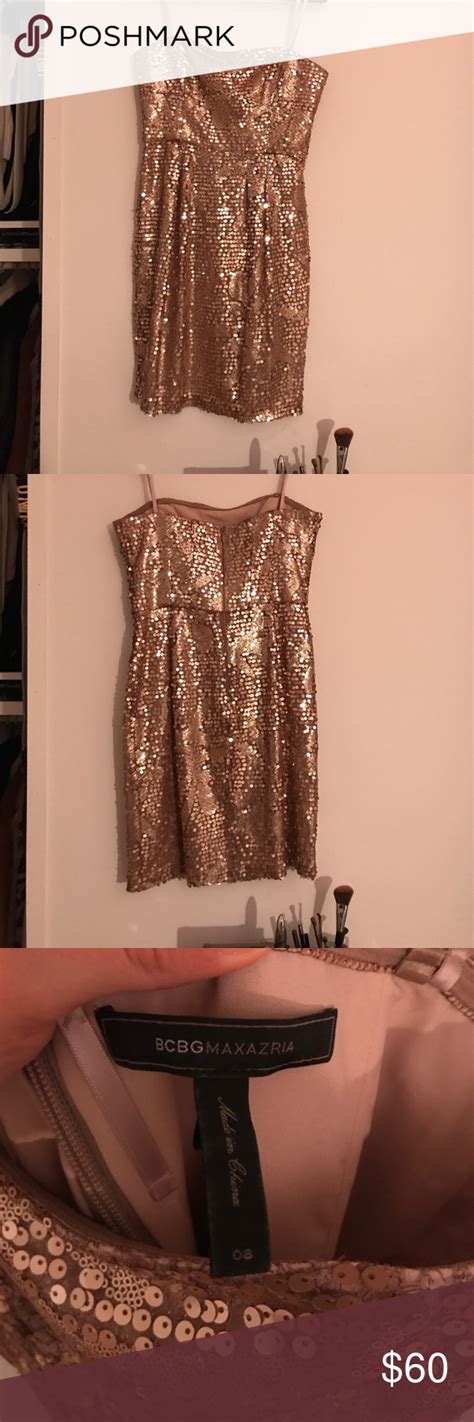 There currently are 366 guests and 313 members online. BCBG Max Azria Gold Sequin Strapless Dress Gold sequin dress featuring a strapless design ...