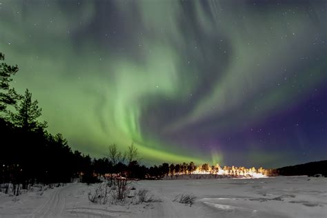 Zum verkauf hütte 2 schlafzimmer in nordfinnland. Polarlicht Inarisee (Lappland-Finnland) Foto & Bild | opt ...