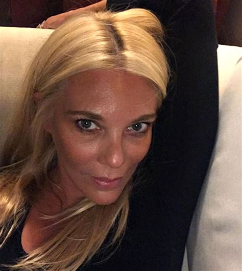Eleonora daniele (born 20 august 1976) is an italian former actress and currently television presenter. Eleonora Daniele si sposa dopo 15 anni di fidanzamento ...