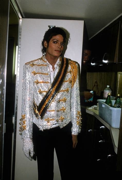 Thriller michael jackson michael jackson bad tour janet jackson michael jackson outfits michael jackson wallpaper bae style retro. Victory Tour | Michael jackson, Michael jackson rare ...