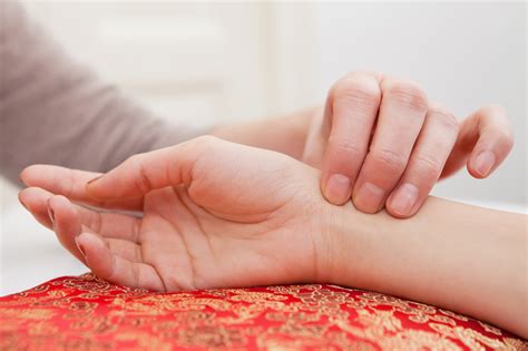 Consultation — con‧sul‧ta‧tion ˌkɒnslˈteɪʆn ǁ ˌkɑːn  noun 1. Ayurvedic Consultation | Ayurveda Therapies