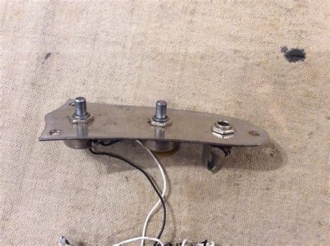 I wonder if the middle position was in series or parallel. Vintage 1964 Fender Mustang-Duo Sonic Wiring Harness Assembly | Reverb