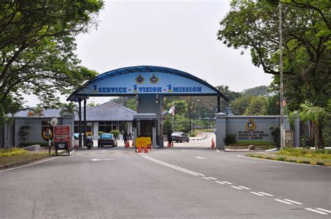 Freedom festival memilih hangar lapangan terbang pertama malaysia, lapangan terbang sungai besi sebagai lokasi acara yang bakal berlangsung pada 3 november ini. Putera Lapis Mahang: My Military Life: AF065: PANGKALAN ...