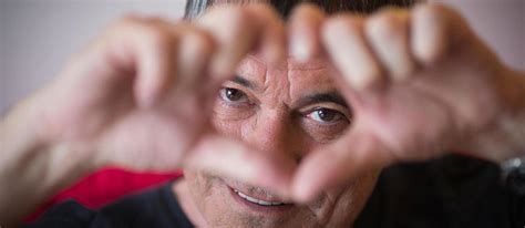 Ce n' est pas l' argent ni la célébrité qui sont la voie du salut. Présidentielle : le général Bigard compte ses troupes - Le ...