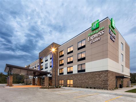 New castle airport is 37 mi from the property. Hotels in Peoria, IL | Holiday Inn Express & Suites East ...