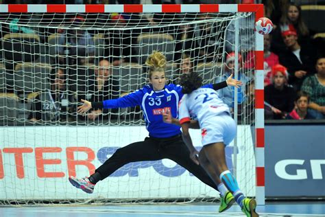 Handball player tess wester will leave the danish club odense after this season. English - Tesswester.com