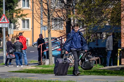 Több mint ötezren vették igénybe a diákhitelhez kötődő. Diákhitel: eladósodás vagy lehetőség?