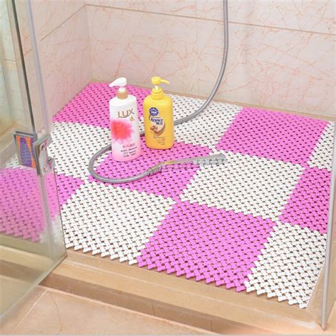 Not only do they have a better angle, but you also won't feel the massage as intensely when your brain is being bombarded with information from your. 25*25CM,Candy Color Foot DIY Splice bath mat massage foot ...