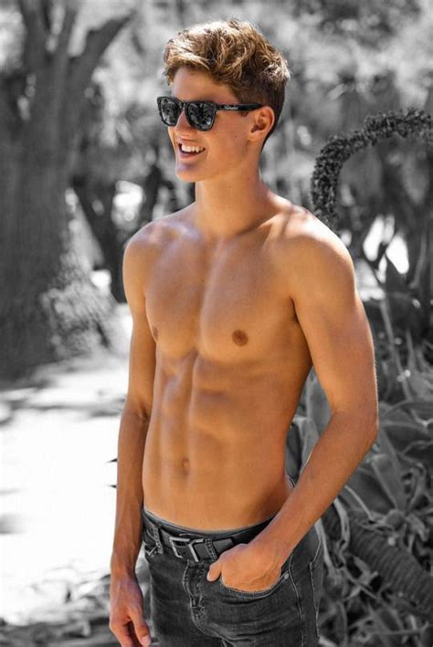 Use the following search parameters to narrow your results Pin by kenneth Hastings on young fit guys | Guys, Hot dudes