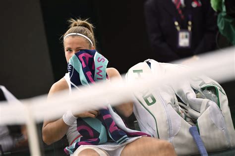 Karolína had to use all her experience in order to win her opening match at the mutua madrid open. Karolina Muchova (CZE) in action against Karolina Pliskova ...