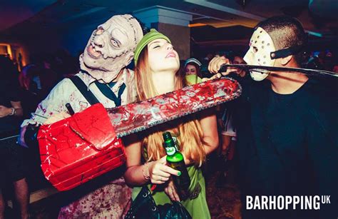 Whether you do it in your hometown or while travel abroad. London's Biggest Halloween Pub Crawl | London Bar Crawl ...