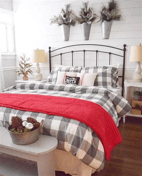 Check spelling or type a new query. Reader's house with Christmas cottage charm - Jennifer Rizzo