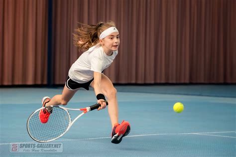 Unsere tennishalle ist offizielles mitglied bei swiss tennis. CR erfolgreich bei der Tennis-Stadtmeisterschaft in der ...