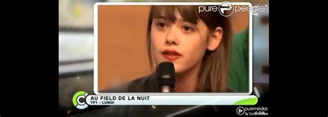 Rencontre nicolas bedos mathilde rencontre wicker park bo 20 avr 2016. Mathilde Warnier dans l'émission Au Field de la nuit sur TF1 le lundi 14 novembre 2011 face à ...