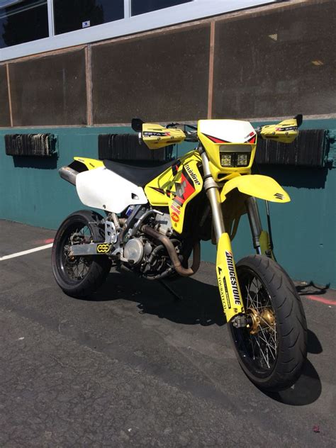 Our new project bike 2001 drz400e supermoto conversion. 2003 Suzuki DRZ400S with custom Supermoto conversion ...