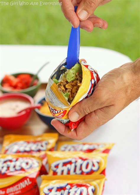 Maybe it's all of the extra spicy mexican i ate when i was pregnant? 10 Fun Graduation Party Ideas | DIY Party Planning