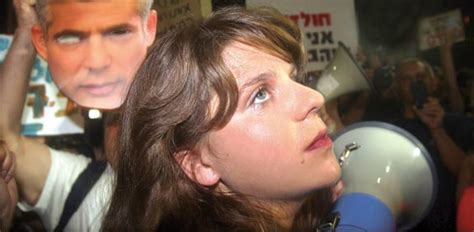 בימים אלו מתחיל באימונים לקראת תחרות איש הברזל. הלך הרוח בציבור: יצאנו לרחובות וצעקנו - וקיבלנו את לפיד ...