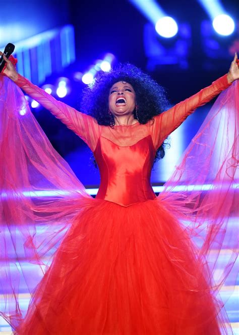 Diana ross's vintage style and archive outfits are thoroughly on point for now. Diana Ross's Grammys 2019 Performance Video | POPSUGAR ...
