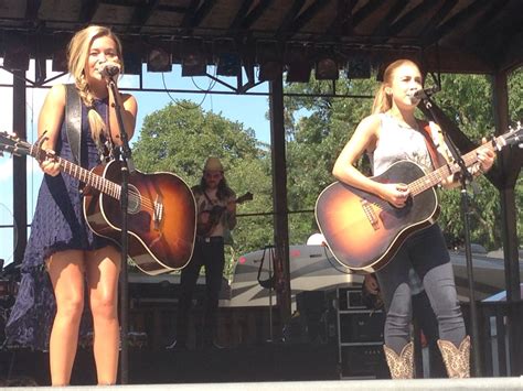 Maddie and Tae | Maddie & tae, Best country singers, Country singers