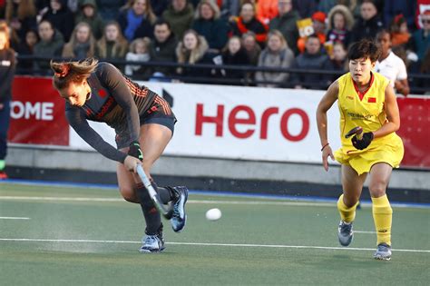 Onze missie is om alle spierziekten de wereld uit te helpen. Frédérique Matla over haar 50ste interland - Hockey.nl