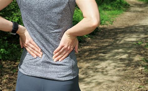 Lower Back Pain in Runners: Causes and Common Myths | Fast ...