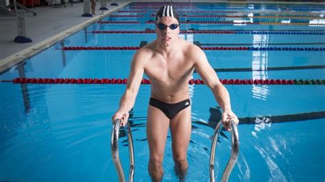 Kyle chalmers, oam is an australian competitive swimmer who specialises in the sprint freestyle events. Height of Kyle Chalmers is 1.93 m, - ShiveshPratap.com