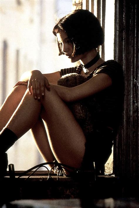 « back to lcs leone sentinel «. Leon The Professional iPhone Wallpaper HD - Free Download ...