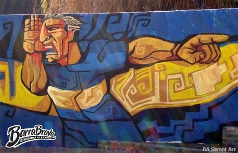 Jugadores de river plate y boca juniors terminaron a los manotazos luego de la agresión a carlos tevez por parte de jonathan maidana, quien finalmente fue expulsado. Murales - Graffitis - La 12 - Boca Juniors