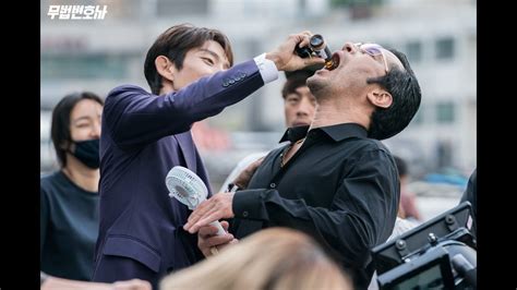He stan before the court for his mother's revenge opposing absolute powers. Lawless Lawyer EP 14 BTS (ENG SUB) - Joon-gi's action ...