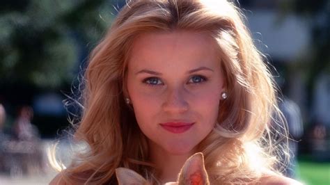 She is the recipient of numerous accolades, including two primetime emmy awards and nominations for two academy awards and two golden globe awards. Traurige Reese Witherspoon: "Natürlich Blond"-Brutus ist ...