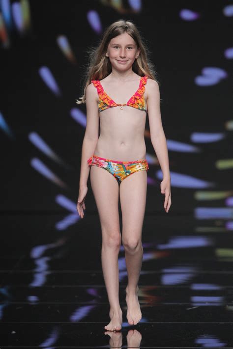 See more ideas about girls swimsuit, swimsuits, baby buns. Gran Canaria Moda Cálida