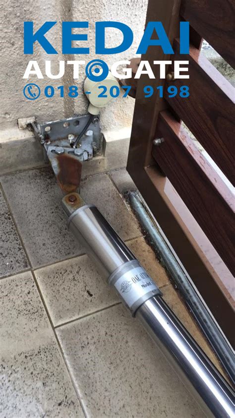 At texas gate service we offer repair work on metal gates and on all automatic gate operators. Auto Gate OAE Brand Service Repair In Puchong Jaya - Auto ...