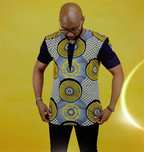 Le site de l'etudiant vous propose des milliers d'offres de jobs étudiants à pourvoir très rapidement. Another elegant shirt by QK 👏👏👏👏 in 2020 | African dresses ...