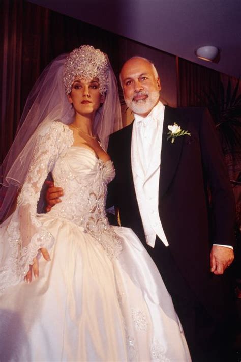 • 14 млн просмотров 6 месяцев назад. The 40 Most Scandalous Wedding Dresses of All Time - Famous Wedding Gowns