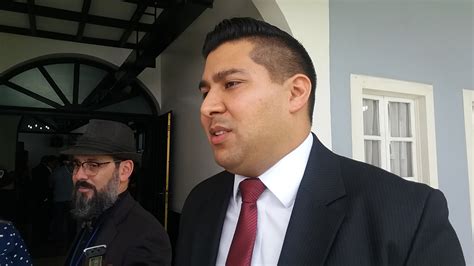 Renunció ministro de Trabajo por muerte de oficial de ...