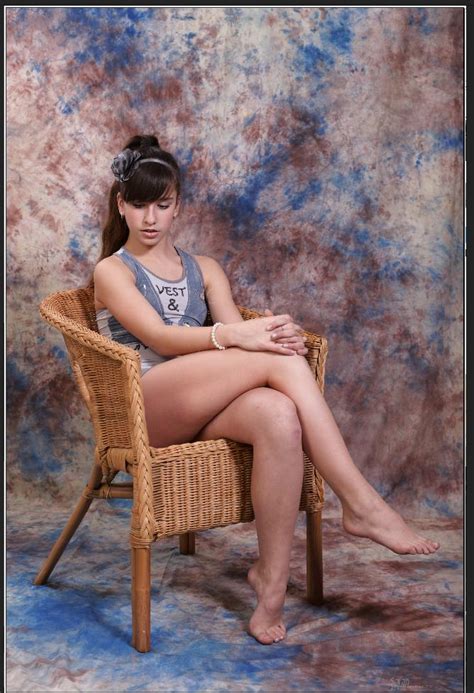 Group Provides Custom - Latinas Sexy Pics