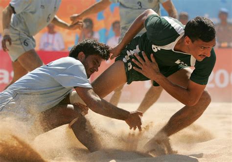 Kabaddi adalah permainan nasional bangladesh dan juga merupakan salah satu olahraga nasional nepal yang diajarkan di semua sekolah negeri. Permainan Silang Budaya