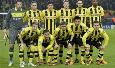 Almanya birinci futbol ligi (bundesliga) takımlarından borussia dortmund, 2013'te bayern münih'in transfer ettiği eski oyuncusu mario götze'yi yeniden renklerine bağladı. Daftar Pemain Borussia Dortmund 2013 - Bali Backpacker